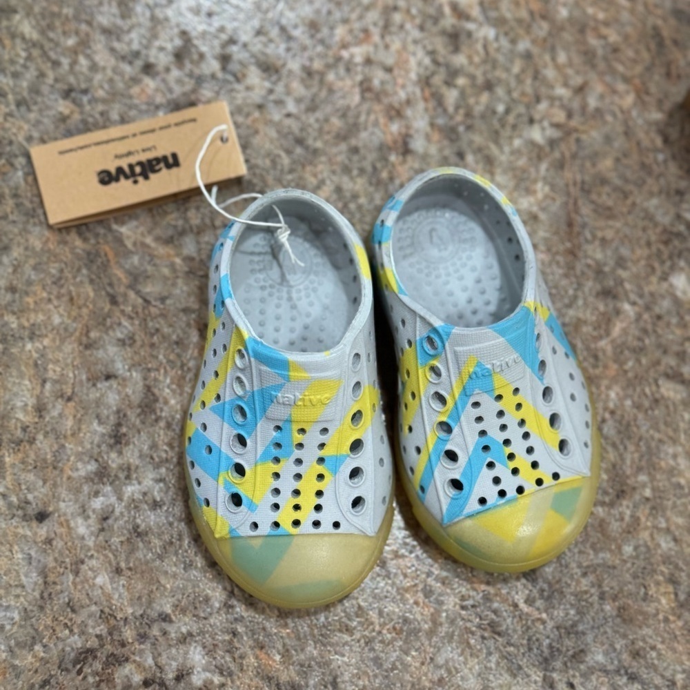New Native Shoes - Picture 3 of 5